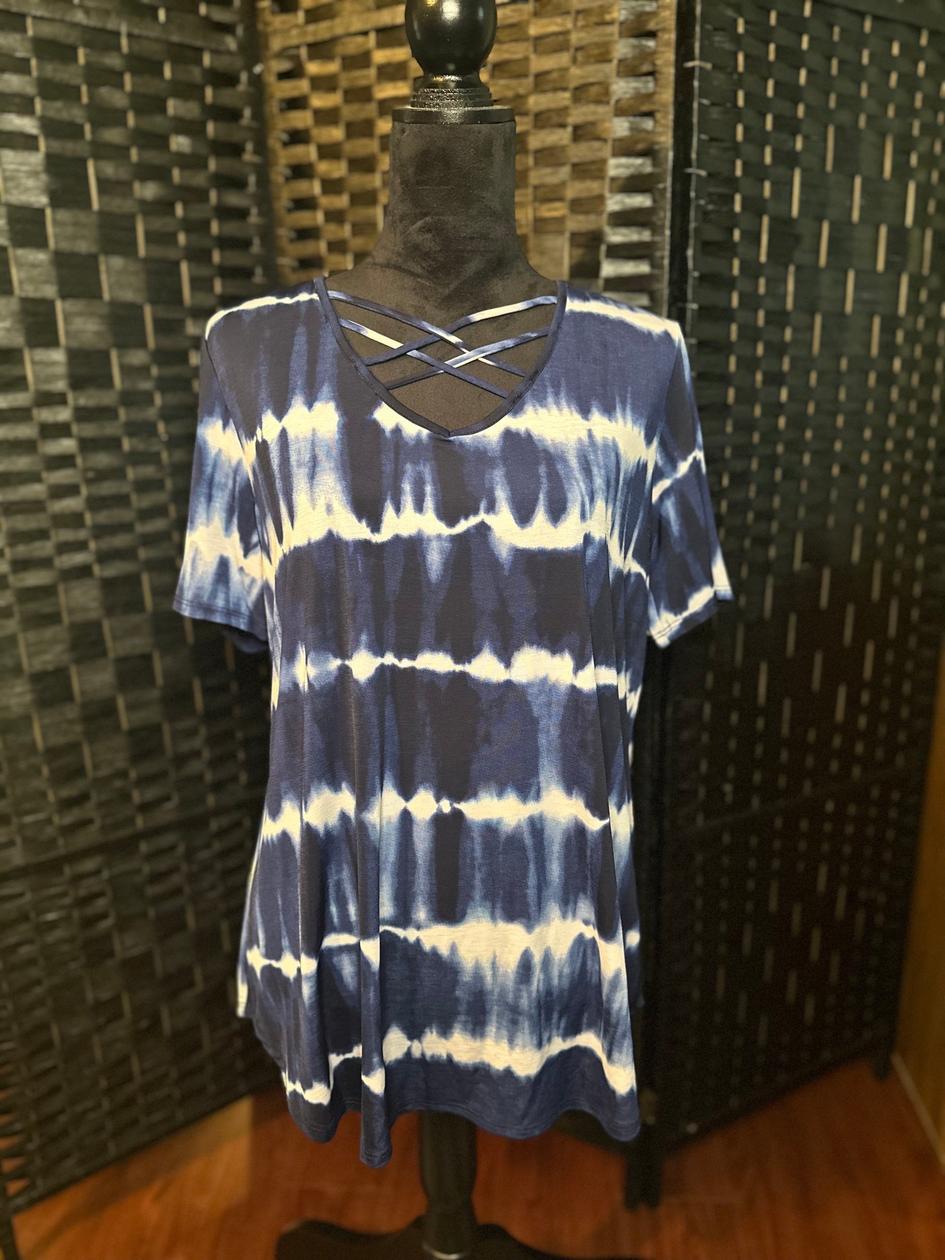 Navy Tie-Dye Crisscross (plus only)