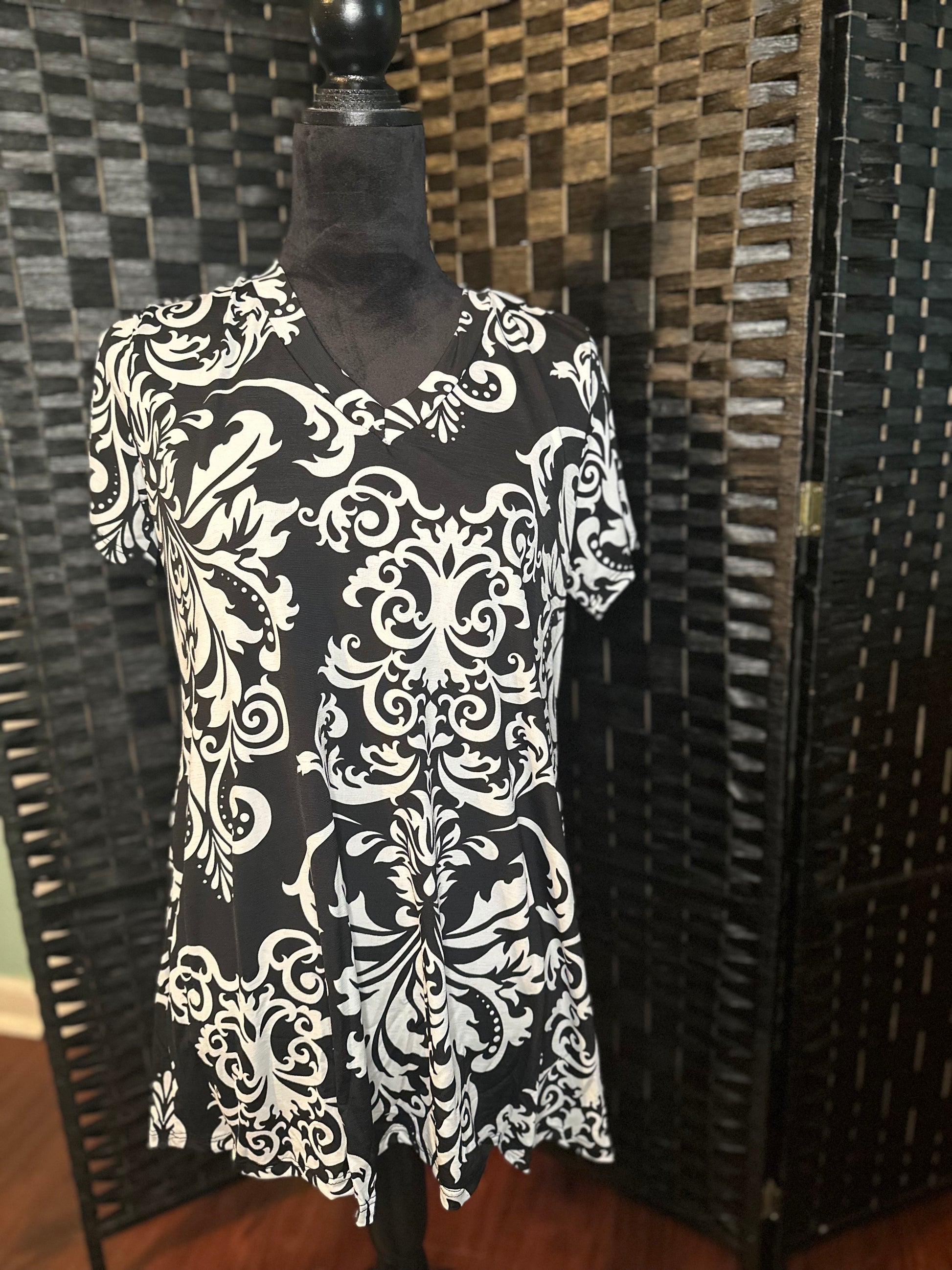 Black & White Paisley Top