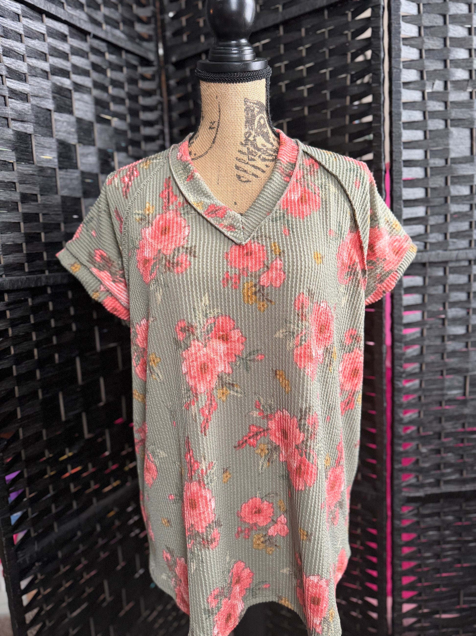 Sage Floral Short Sleeve