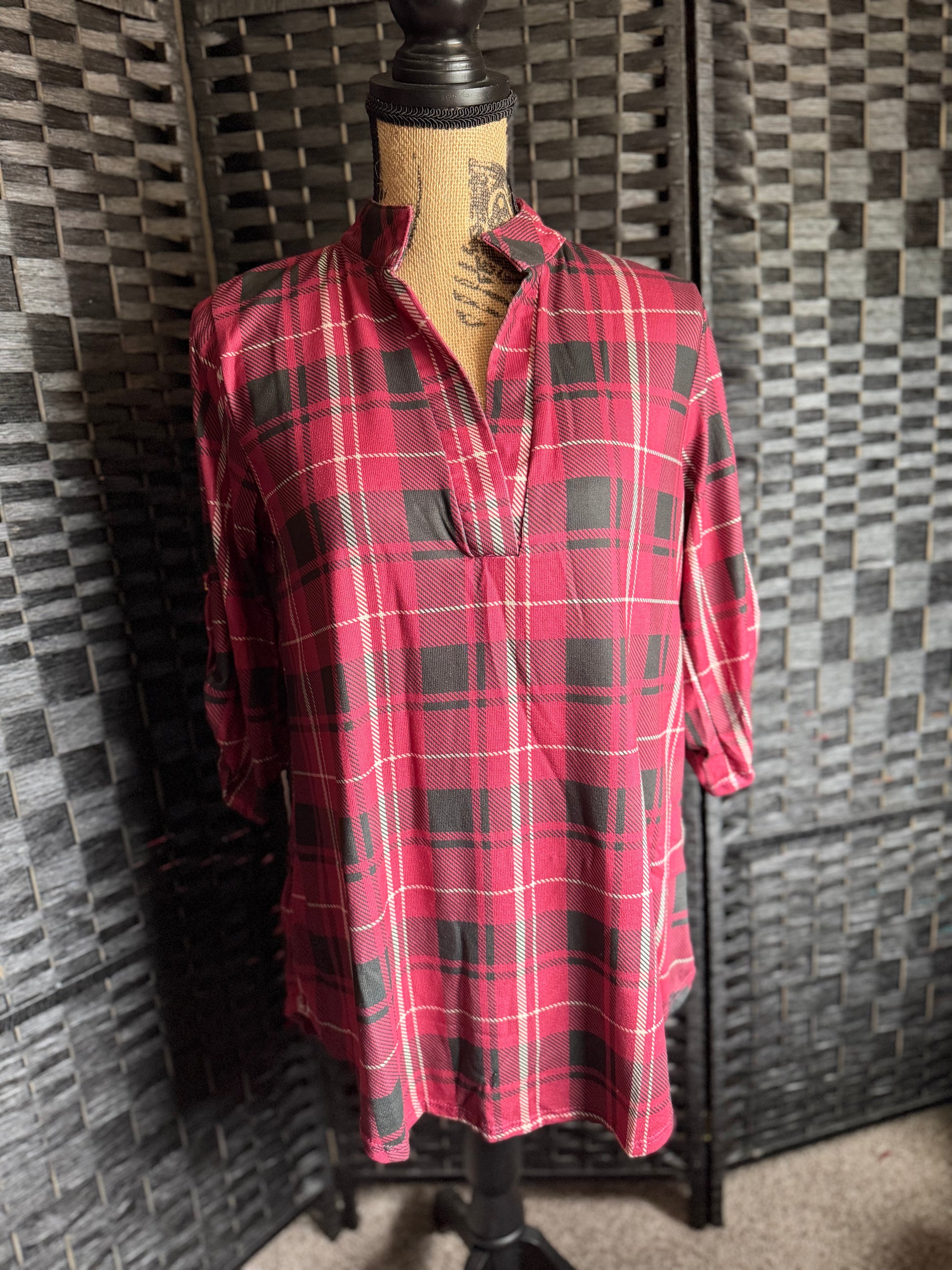 Burgundy Plaid 3/4 sleeve