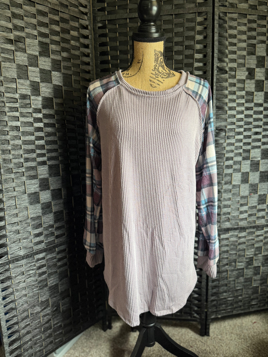 Ribbed Plaid Sleeve