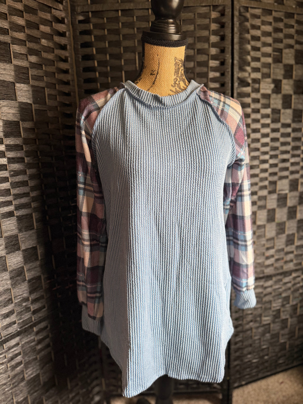 Ribbed Plaid Sleeve